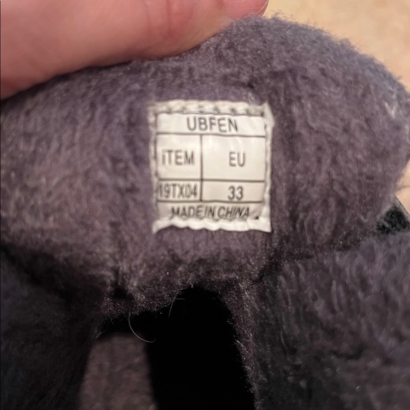 Boy’s Snow Boots - Picture 8 of 8